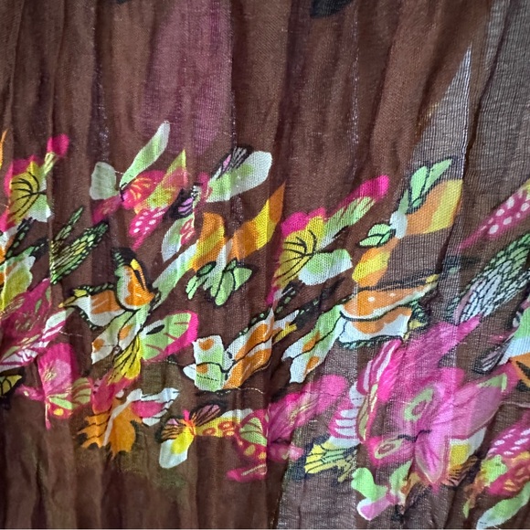 Sarong, broomstick pleats, dark brown with leaf and butterfly pattern. Like new - Picture 8 of 10